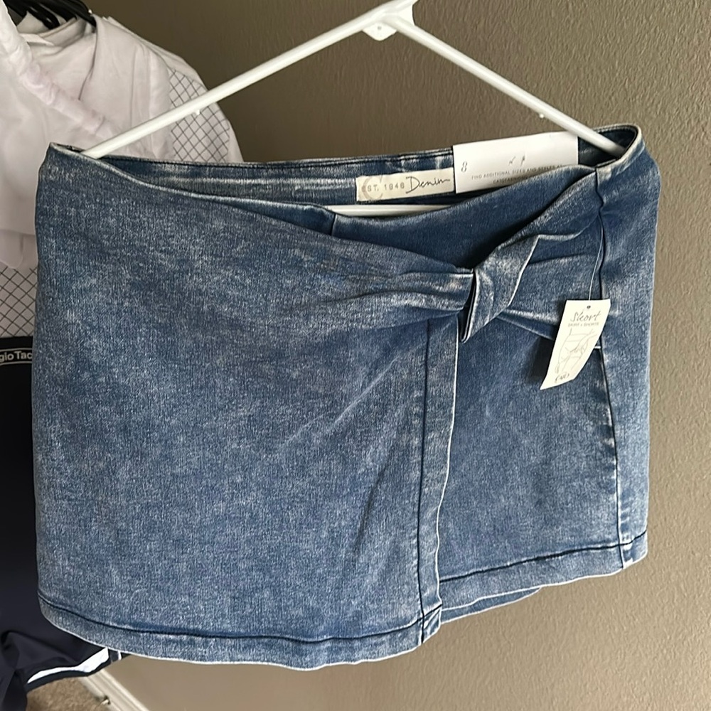 Cato Skort Size 8 (New)